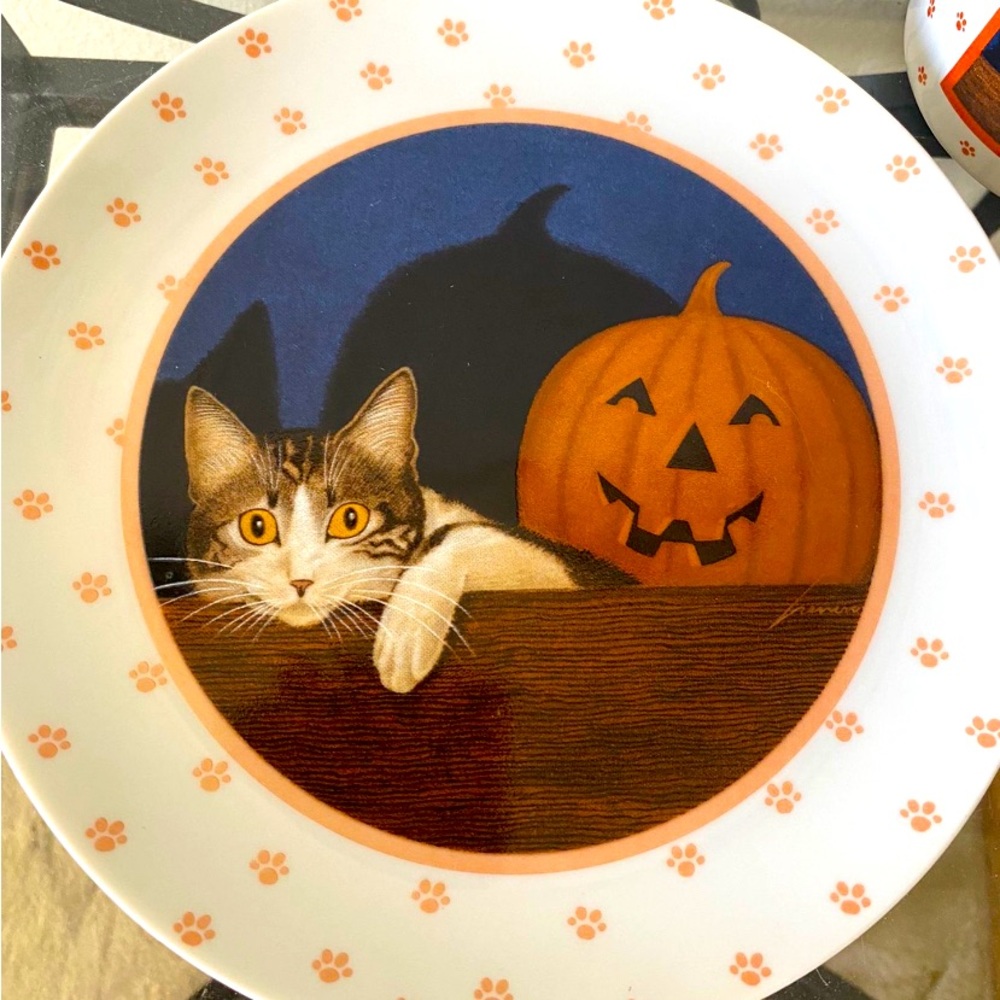 Lowell Herrero Cat Plate and cup set